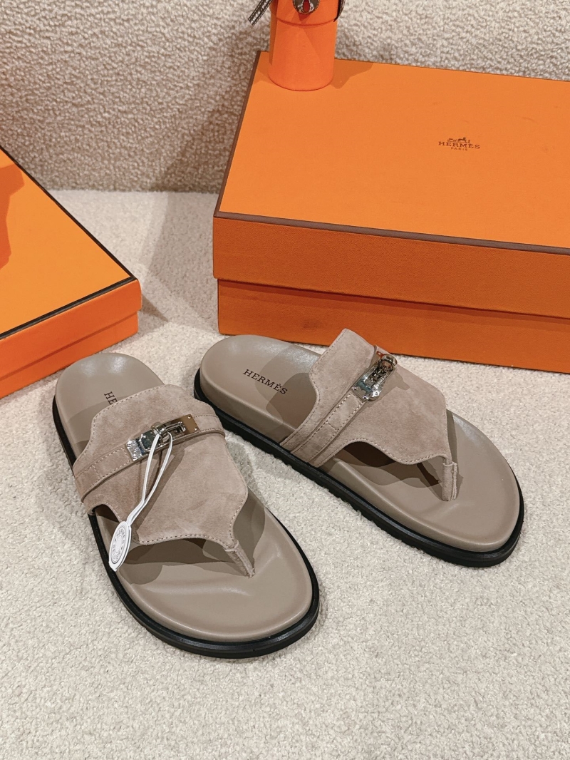 H**mes slippers